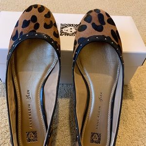 Anne Klein flex leopard print flat shoes